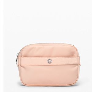 Lululemon now and always belt bag